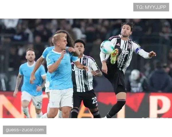 尤文图斯三后卫阵型调整未能抵挡科莫边路攻势冲击